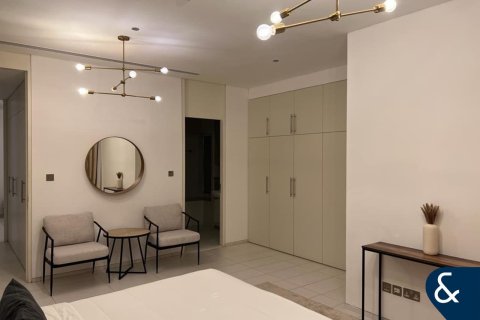 Снять в аренду квартиру в DIFC, Дубай: 2 спальни, 171м², № 91519 - фото 5