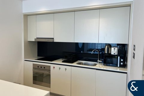 Снять в аренду квартиру в DIFC, Дубай: 2 спальни, 171м², № 91519 - фото 9