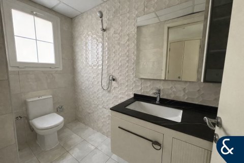 Villa in Springs 11, The Springs, Dubai 2 bedrooms, 207 sq.m. № 91523 - photo 13