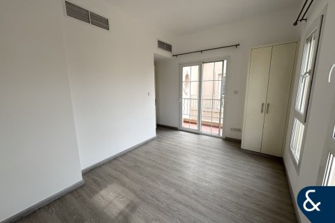 Villa in Springs 11, The Springs, Dubai 2 bedrooms, 207 sq.m. № 91523 - photo 10