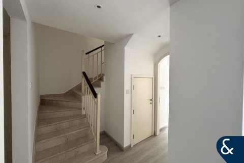 Villa in Springs 11, The Springs, Dubai 2 bedrooms, 207 sq.m. № 91523 - photo 12