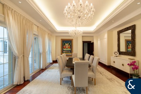 Villa en Arabian Ranches, Dubai, 6 dormitorios, 1092 m², № 91517 - foto 6