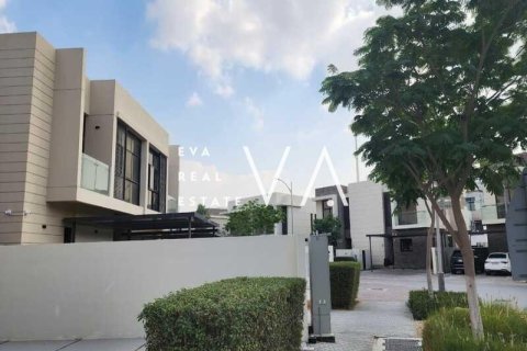 Villa à DAMAC Hills (Akoya by DAMAC), Dubai, 5 chambres, 420.37 m², № 52793 - photo 8