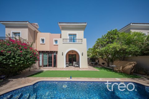 Villa à Arabian Ranches, Dubai, 4 chambres, 253.16 m², № 136300 - photo 2