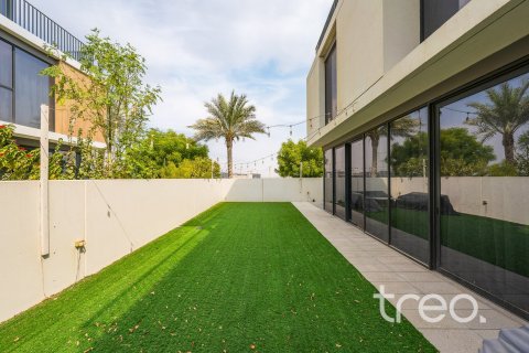 Villa in Arabian Ranches 3, Dubai 4 bedrooms, 287.07 sq.m. № 136299 - photo 3
