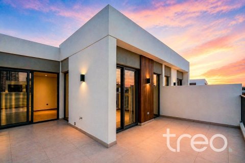Townhouse in Aura, Tilal Al Ghaf, Dubai 4 bedrooms, 316.89 sq.m. № 136306 - photo 2