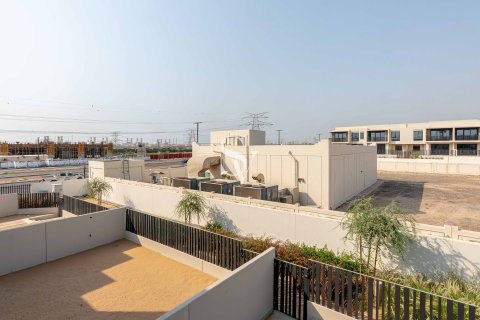Townhouse in Jebel Ali, Dubai 4 bedrooms, 252 sq.m. № 132796 - photo 4