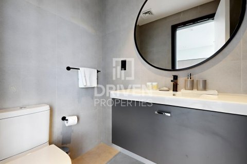 Apartment in Business Bay, Dubai 2 bedrooms, 104 sq.m. № 87334 - photo 13