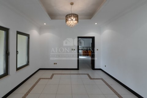 Villa en Canal Cove Villas, Palm Jumeirah, Dubai, 4 dormitorios, 465 m², № 61363 - foto 1