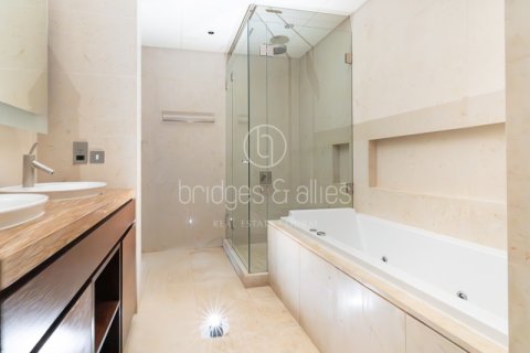 Appartement à Downtown Dubai (Downtown Burj Dubai), Dubai, 2 chambres, 159.4 m², № 16432 - photo 17