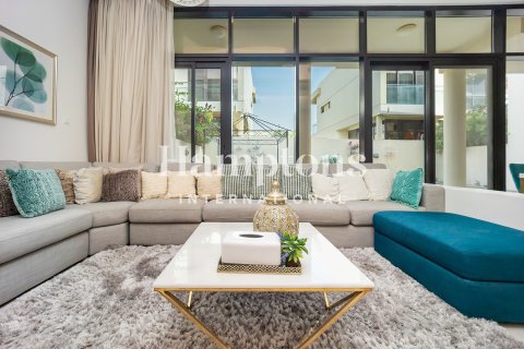 Maison de ville à Richmond, DAMAC Hills (Akoya by DAMAC), Dubai, 3 chambres, 252.88196600 m², № 103212 - photo 18