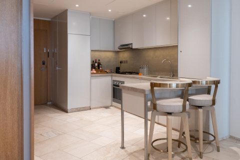 Снять в аренду апартаменты в отеле в Дубае: 2 спальни, 259м², № 103208 - фото 10