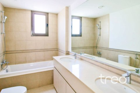Townhouse in Hayat Townhouses, Town Square, Dubai 4 bedrooms, 221.11 sq.m. № 119538 - photo 7