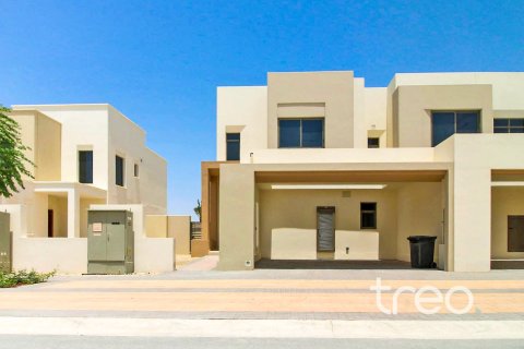 Townhouse in Hayat Townhouses, Town Square, Dubai 4 bedrooms, 221.11 sq.m. № 119538