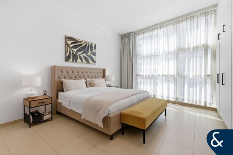 Apartment in Dubai Marina, Dubai 2 bedrooms, 145 sq.m. № 88401 - photo 11