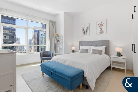 Apartment in Dubai Marina, Dubai 2 bedrooms, 145 sq.m. № 88401 - photo 12
