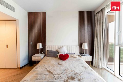 Квартира в Аль-Кифафе, Дубай, 3 спальни, 165.3м², № 59646