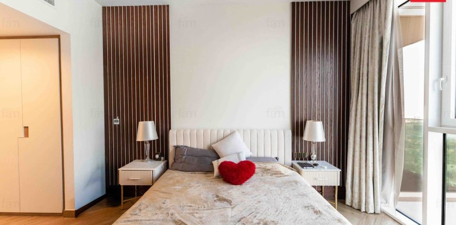 Квартира в Аль-Кифафе, Дубай, 3 спальни, 165.3м², № 59646