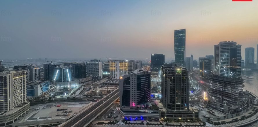 Appartement à Business Bay, Dubai, 1 chambre, 91.2 m², № 59645