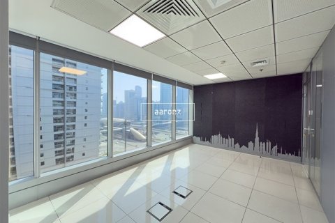 Bureau à Jumeirah Lake Towers, Dubai, 177.5 m², № 49683 - photo 5