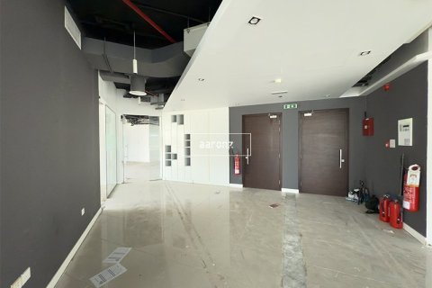 Oficina en Business Bay, Dubai, 124.5 m², № 49695 - foto 3