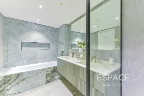 Apartment in Dubai Marina, Dubai 3 bedrooms, 297 sq.m. № 123066 - photo 11