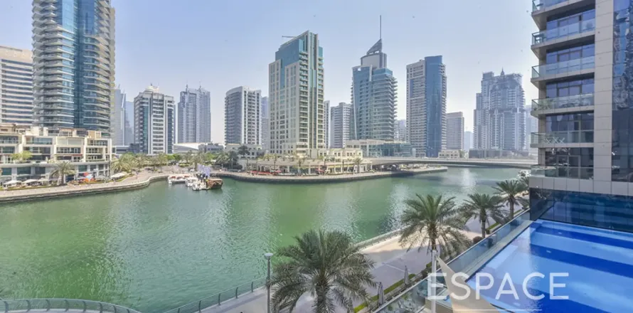 Apartment in Dubai Marina, Dubai 3 bedrooms, 297 sq.m. № 123066