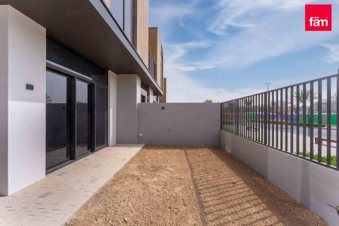 Villa à Dubai, 3 chambres, 168.4 m², № 64113 - photo 16