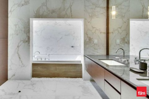 Villa en Palm Jumeirah, Dubai, 4 dormitorios, 1261.5 m², № 64112 - foto 7