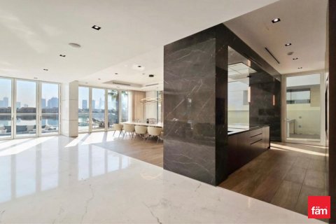 Villa en Palm Jumeirah, Dubai, 4 dormitorios, 1261.5 m², № 64112 - foto 4