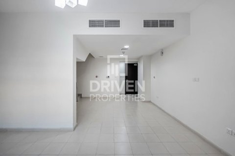 Townhouse in Seasons Community, Jumeirah Village Circle, Dubai 4 bedrooms, 219 sq.m. № 65264 - photo 8