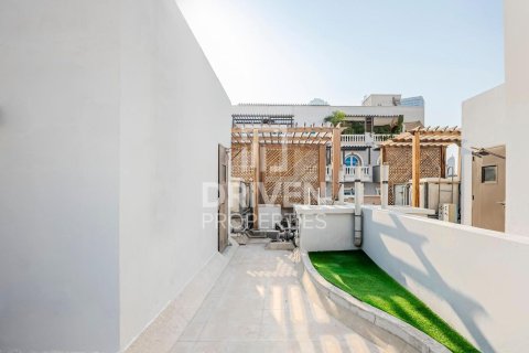 Townhouse in Seasons Community, Jumeirah Village Circle, Dubai 4 bedrooms, 219 sq.m. № 65264 - photo 21