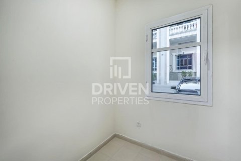 Townhouse in Seasons Community, Jumeirah Village Circle, Dubai 4 bedrooms, 219 sq.m. № 65264 - photo 9