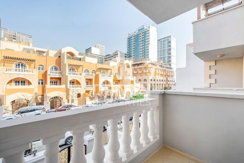 Townhouse in Seasons Community, Jumeirah Village Circle, Dubai 4 bedrooms, 219 sq.m. № 65264 - photo 4
