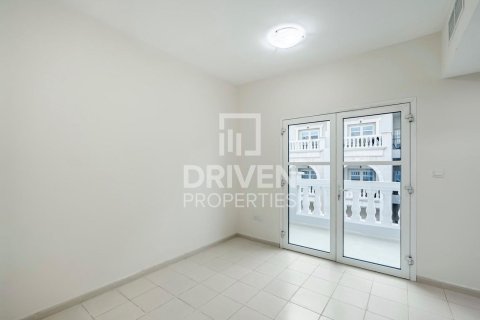 Townhouse in Seasons Community, Jumeirah Village Circle, Dubai 4 bedrooms, 219 sq.m. № 65264 - photo 15