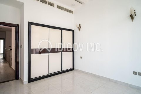 Townhouse in Al Furjan, Dubai 4 bedrooms, 225 sq.m. № 56163 - photo 2