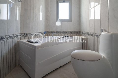 Townhouse in Al Furjan, Dubai 4 bedrooms, 225 sq.m. № 56163 - photo 15