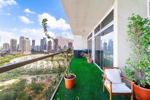 Penthouse in Jumeirah Village Circle, Dubai 2 bedrooms, 130 sq.m. № 97140 - photo 14