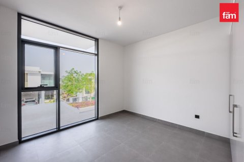 Villa en Dubai, 3 dormitorios, 144.8 m², № 84847 - foto 5