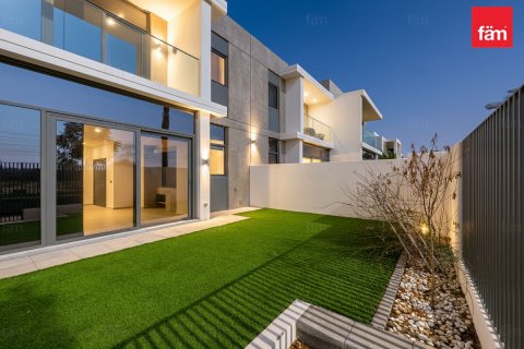 Villa à Dubai, 3 chambres, 144.8 m², № 84847