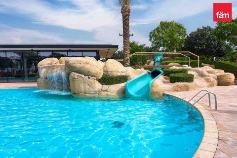 Villa en Dubai, 3 dormitorios, 144.8 m², № 84847 - foto 12