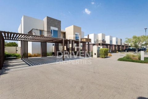 Apartamento en EMAAR South, Dubai South (Dubai World Central), Dubai, 2 dormitorios, 121 m², № 65567 - foto 3