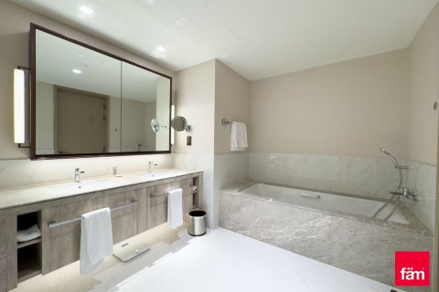 Apartment in Dubai 2 bedrooms, 102.5 sq.m. № 50874 - photo 30