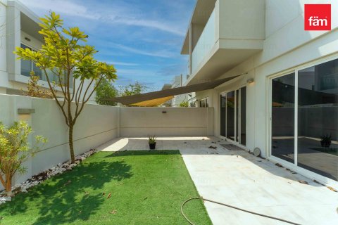 Townhouse in Dubai 3 bedrooms, 275.7 sq.m. № 50867 - photo 3