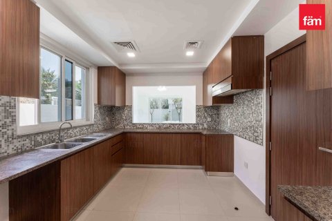Townhouse in Dubai 3 bedrooms, 275.7 sq.m. № 50867 - photo 4