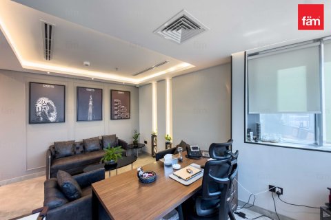Oficina en Business Bay, Dubai, 112.3 m², № 123386 - foto 8