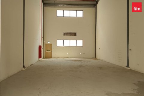 Warehouse in Dubai 195.9 sq.m. № 123381