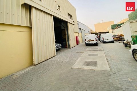 Warehouse in Dubai 195.9 sq.m. № 123381 - photo 5