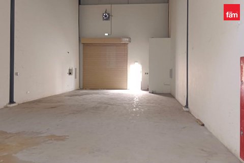 Warehouse in Dubai 195.9 sq.m. № 123381 - photo 6