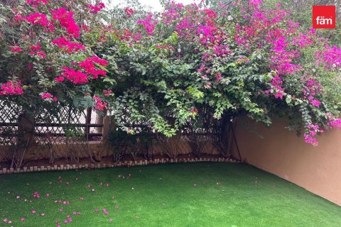 Townhouse in Al Furjan, Dubai 3 bedrooms, 224 sq.m. № 123382 - photo 12